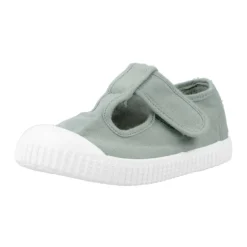 136625 Sneakers